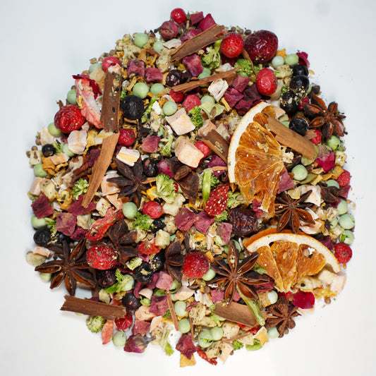 Festive Feathers 350g - Limited Edition Christmas inspired Dry Mix for Parrots