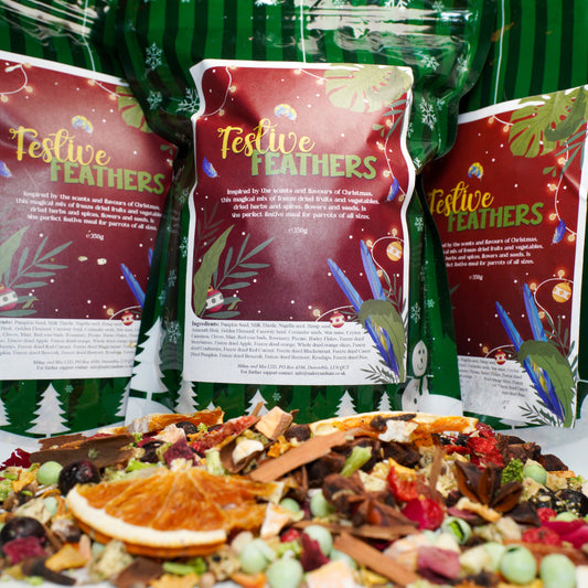 Festive Feathers 350g - Limited Edition Christmas inspired Dry Mix for Parrots
